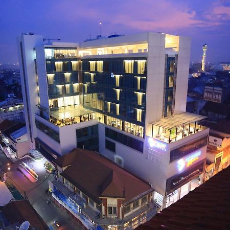 Pasar Baru Square Hotel Bandung Exterior foto